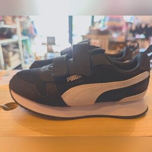 Puma Kids Black and White Velcro Sneakers Sz 13.5